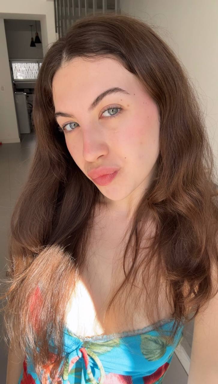 Nude girl Amber in San Luis