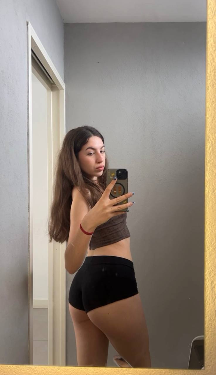 Amber in her underwear in San Luis