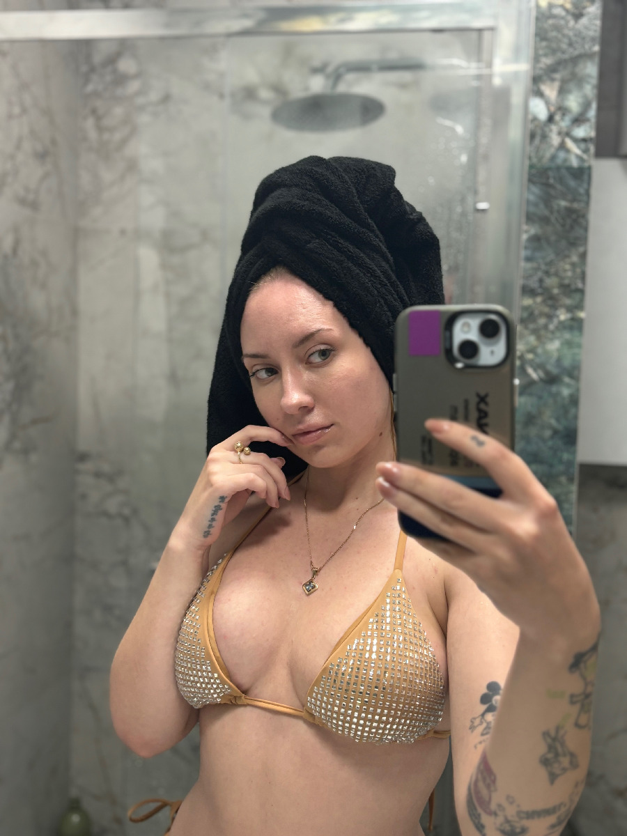 Nude girl KateV in San Luis