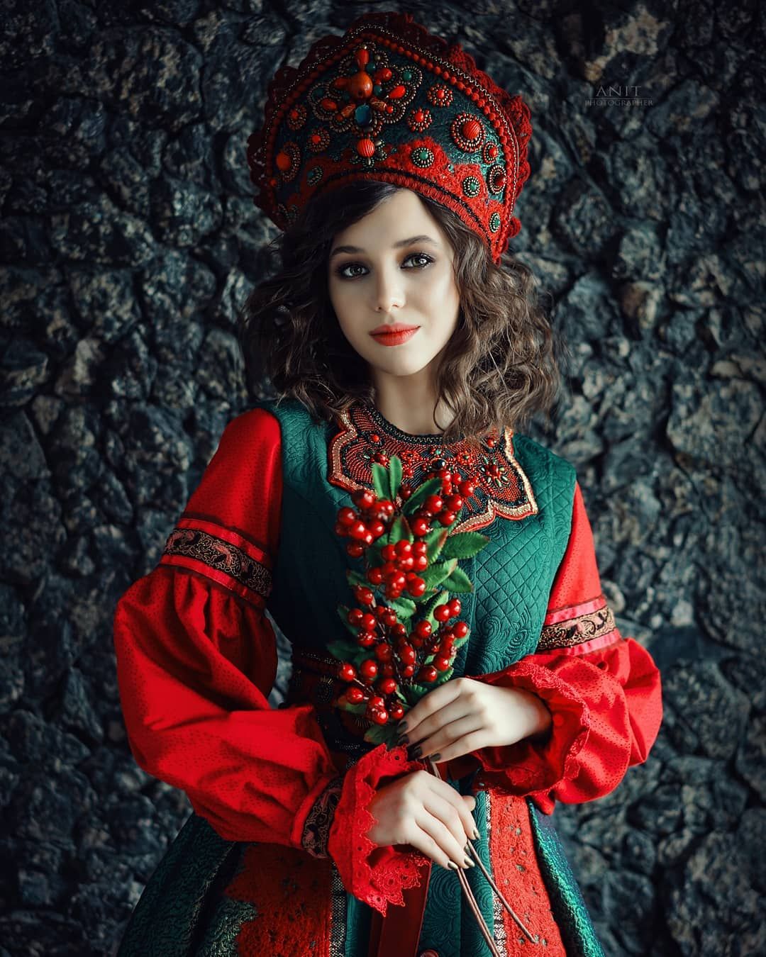 Nude girl Women in Slavic costumes in San Luis